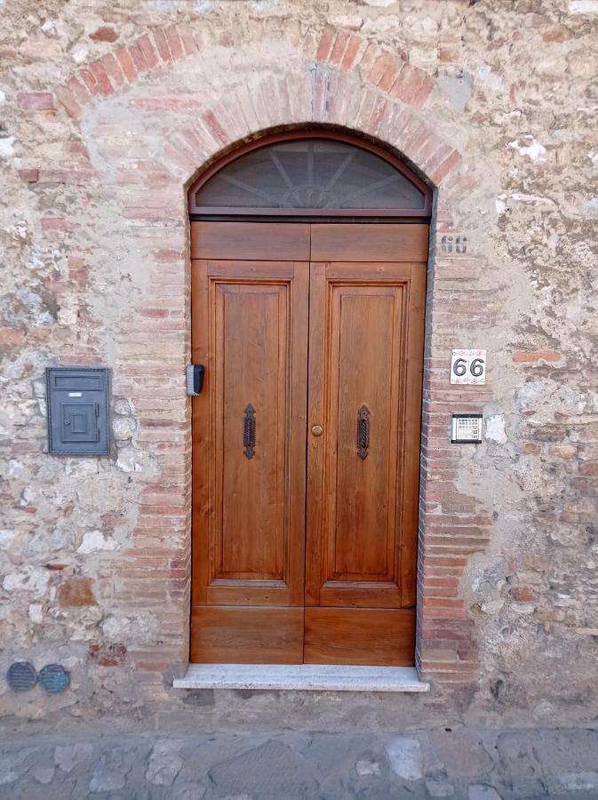 Ferienwohnung La Casa Dei Ricordi San Gimignano Exterior foto